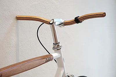 WOODEN HANDLE BAR